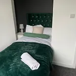 Workers Home - Free Parking