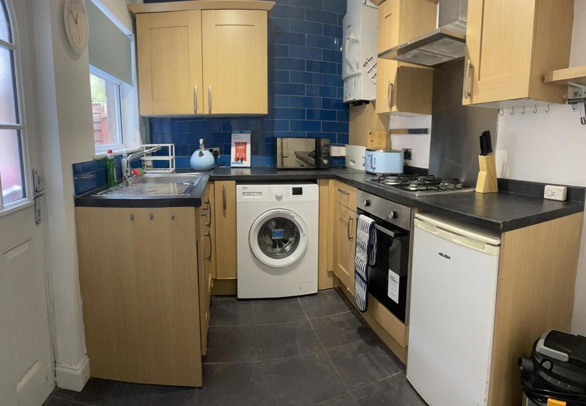 Holiday home Workers - Free Parking
